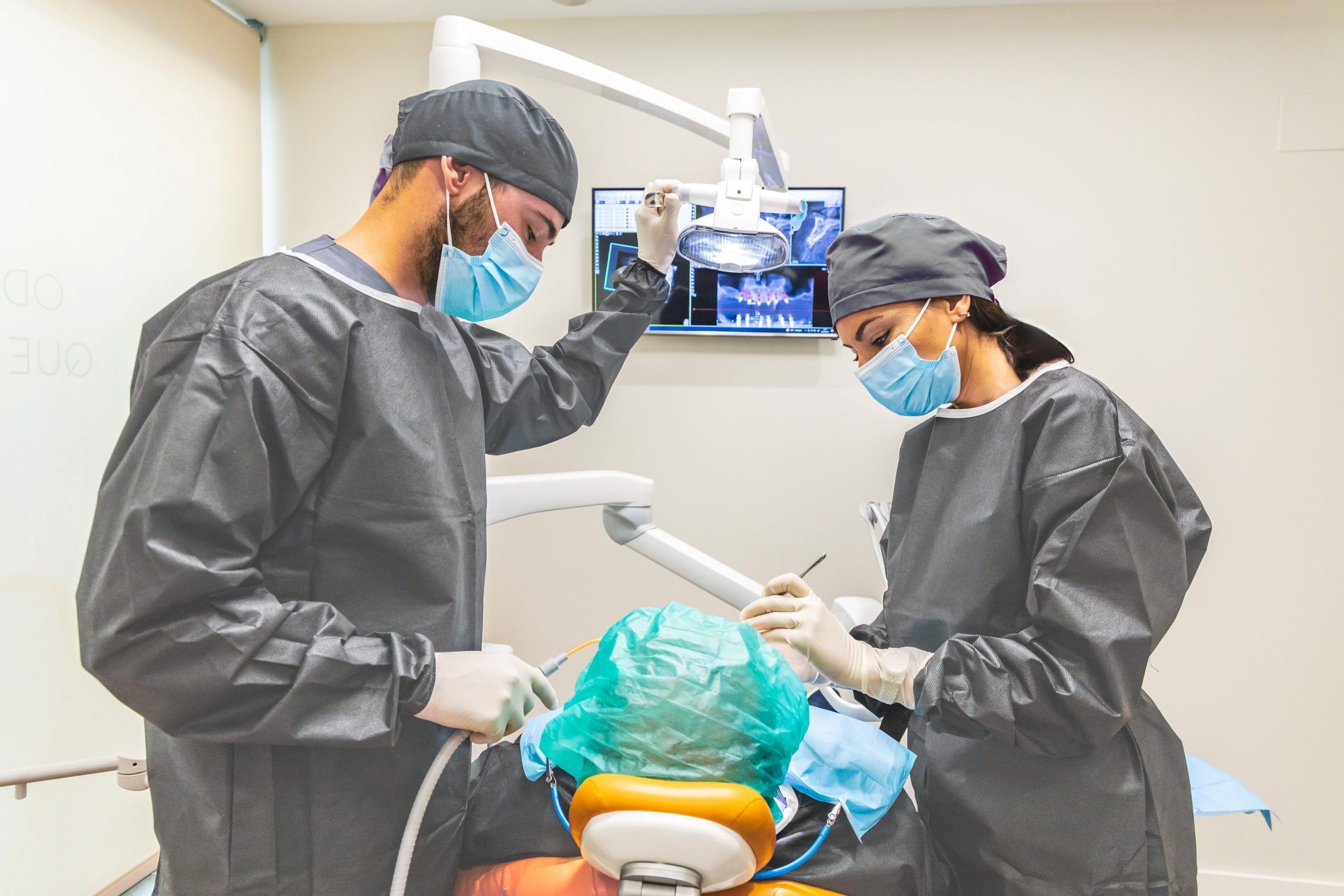 Dentistas Castellón - Almela Clínica Dental, Castellón