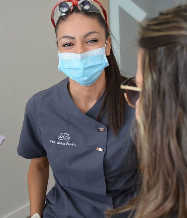 Doctora Nuria Almela.jpg